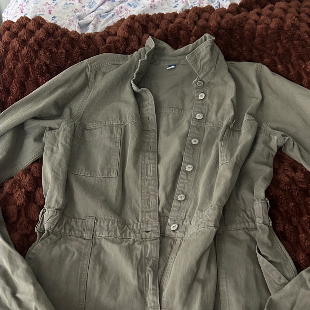 Old Navy Olive Green Women's body suit (long legs and long arms) (xl)